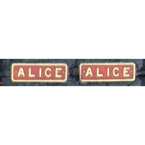 Alice Nameplate